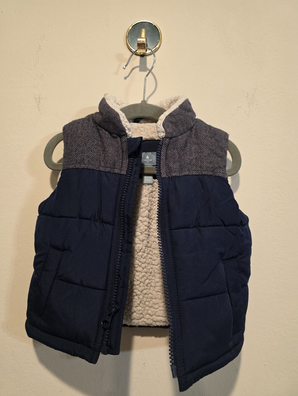 babyGap 6-12M Warmest Puffer Vest Navy Blue Herringbone Sherpa Lined Winter